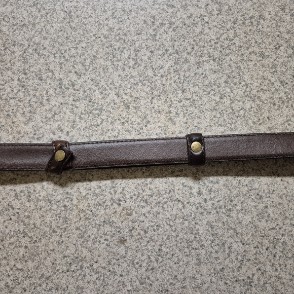 Elegant Brown Belt with Gold Accents - Picture 6 of 11